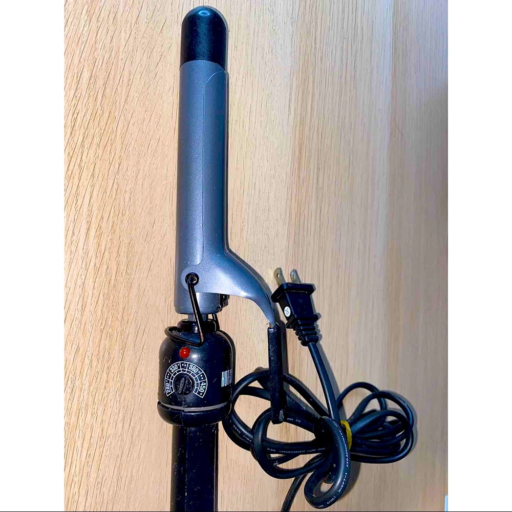 Hot Tools 1” Titanium Curling Iron